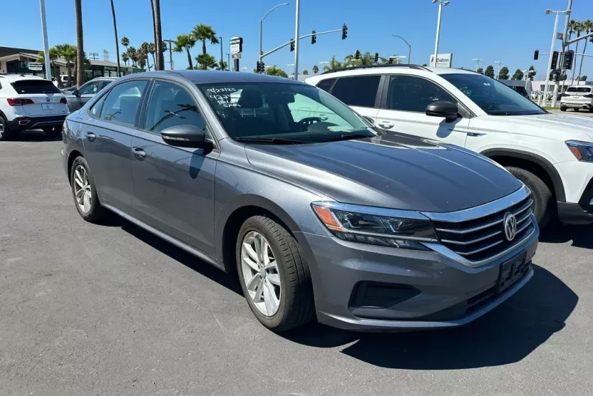 2021 Volkswagen Passat 2.0T S photo 1