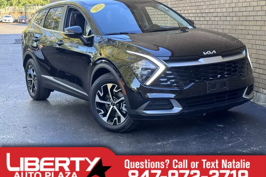 2023 Kia Sportage EX photo 1