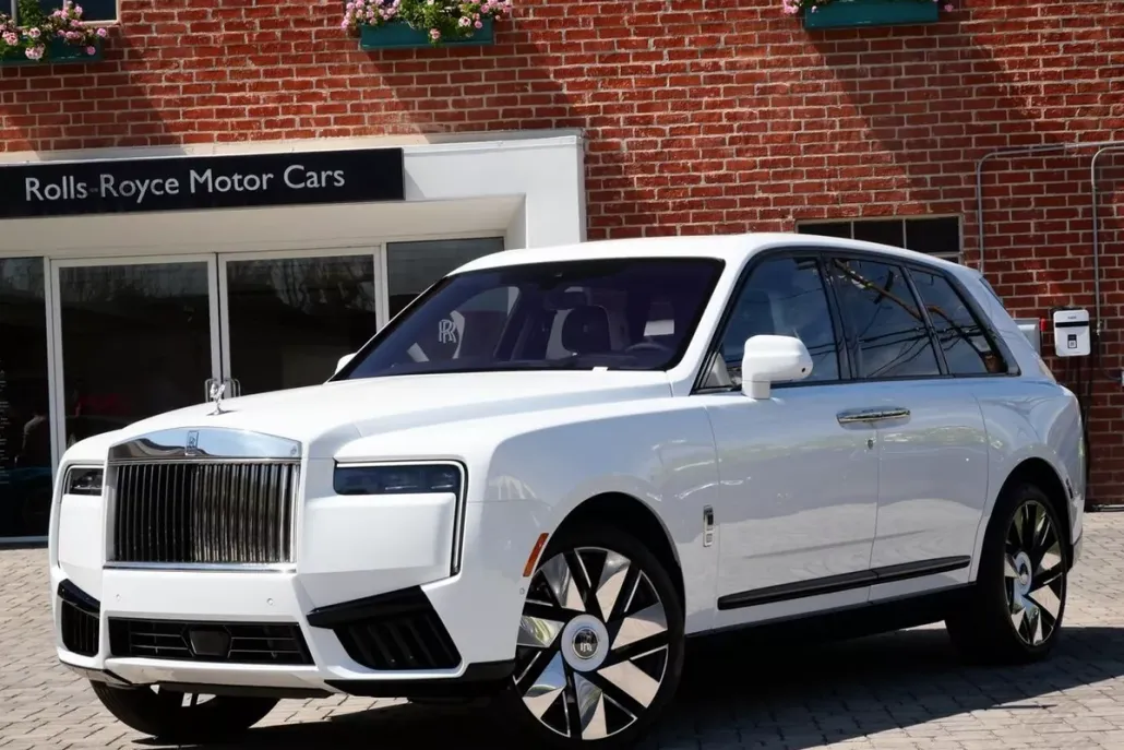 2025 Rolls Royce Cullinan RR photo 1