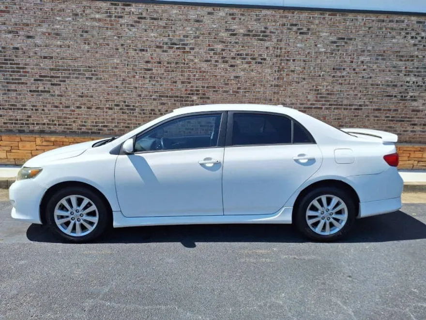 2010 Toyota Corolla S photo 1