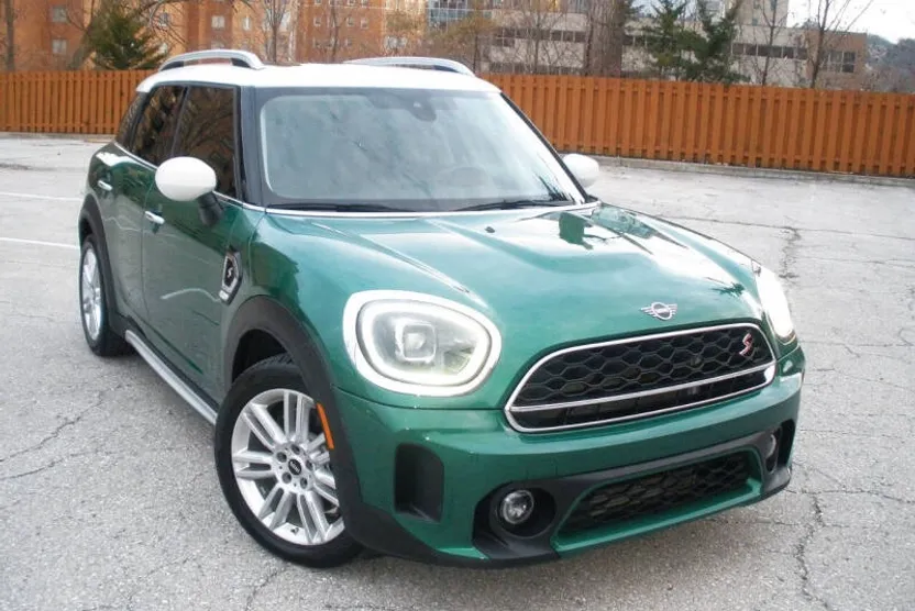 2023 Mini Countryman S photo 1