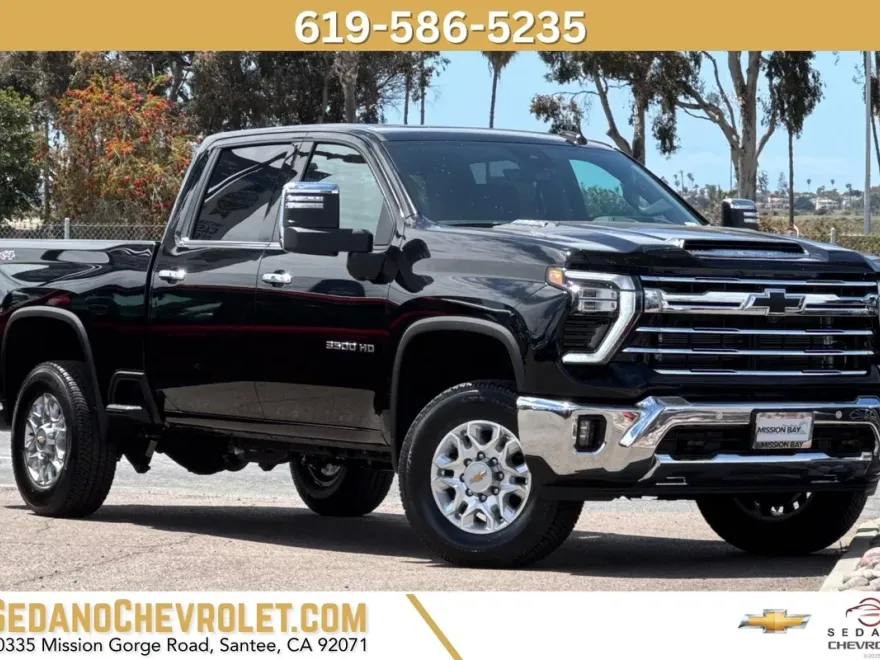 2025 Chevrolet Silverado 3500HD LTZ photo 1