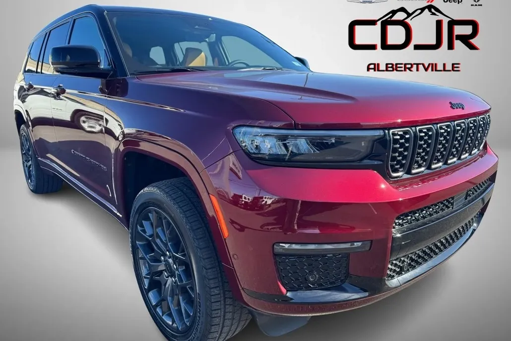 2025 Jeep Grand Cherokee L Summit Reserve photo 1