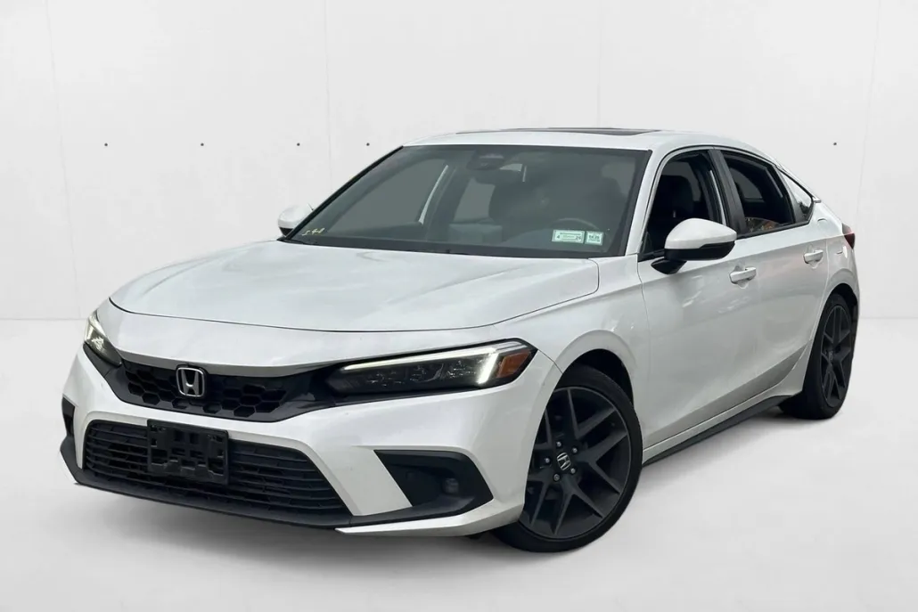 2024 Honda Civic Sport Touring Hatchback photo 1