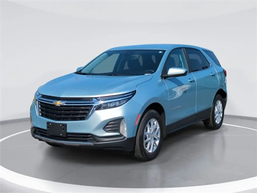 2022 Chevrolet Equinox LT photo 1