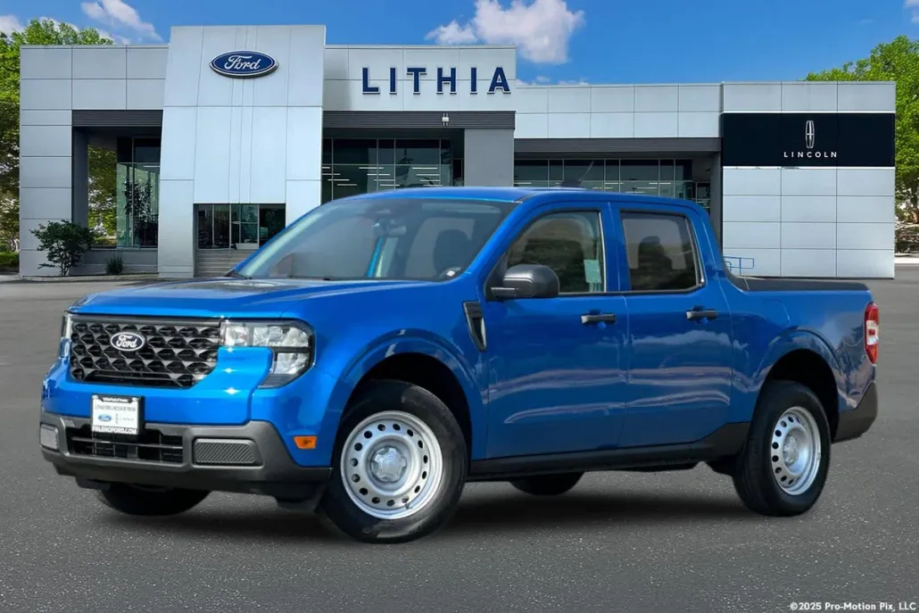 2025 Ford Maverick XL photo 1