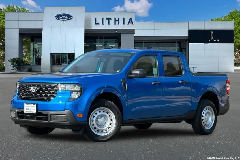 2025 Ford Maverick XL photo 1