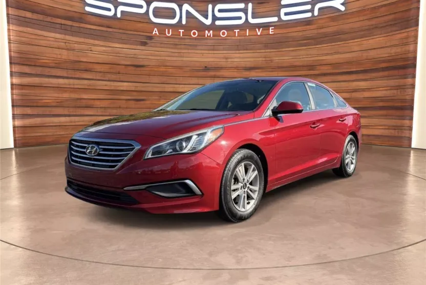 2016 Hyundai Sonata SE photo 1