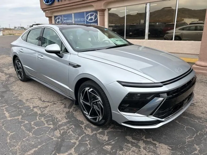 2025 Hyundai Sonata SEL Convenience photo 1