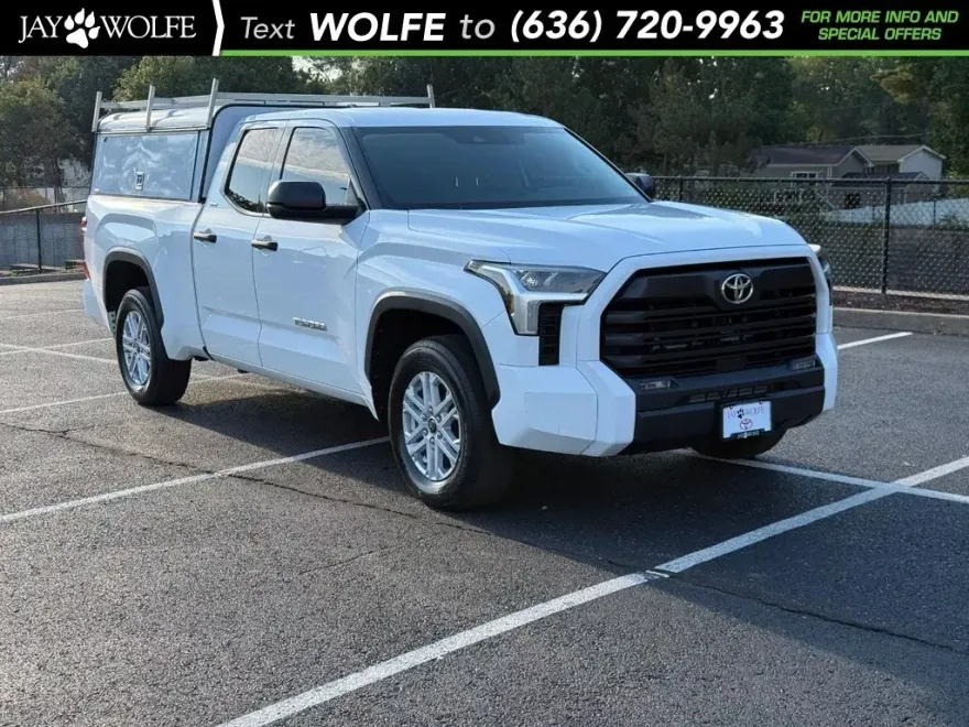 2022 Toyota Tundra SR5 photo 1