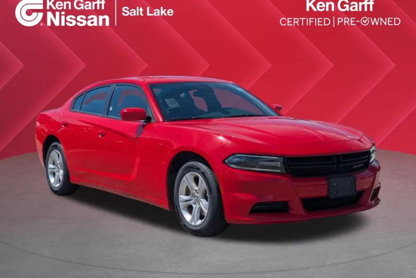 2021 Dodge Charger SXT photo 1