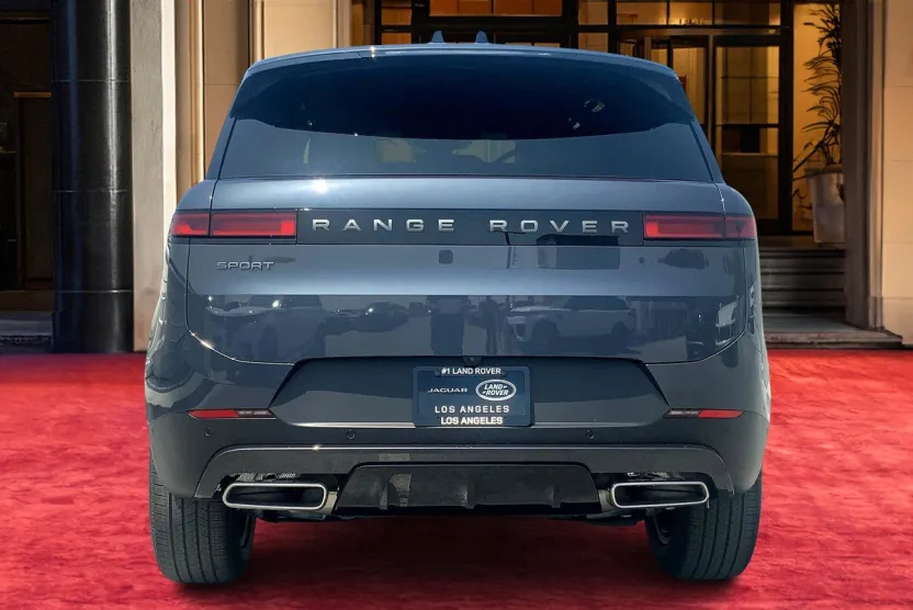 2025 Land Rover Range Rover Sport SE photo 1