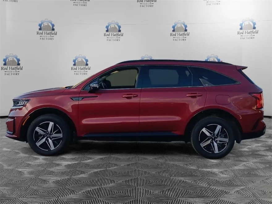 2022 Kia Sorento EX photo 1