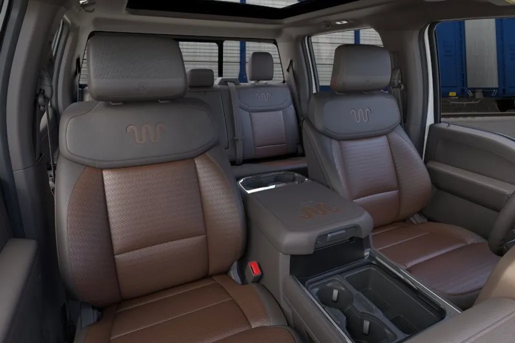 2025 Ford F-250 photo 1