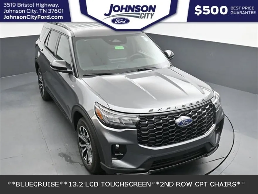 2025 Ford Explorer ST-Line photo 1