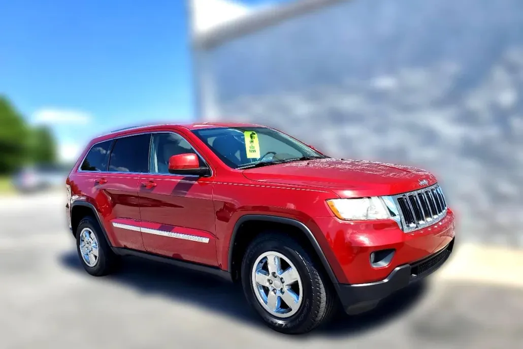 2011 Jeep Grand Cherokee Laredo Sport photo 1