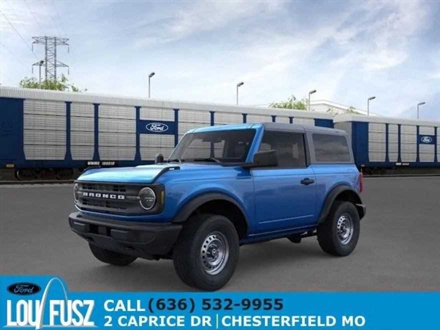 2025 Ford Bronco Base photo 1