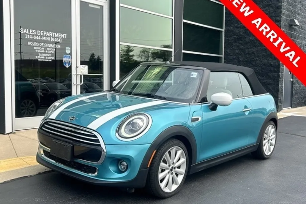 2021 Mini Cooper Iconic Convertible photo 1
