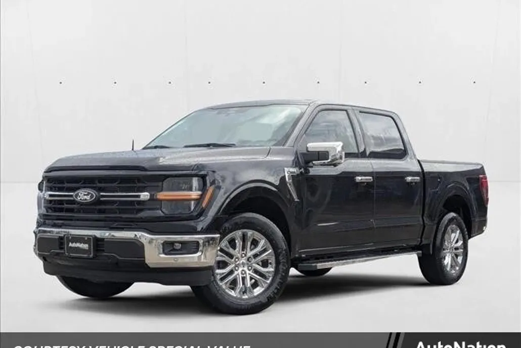 2025 Ford F-150 XLT photo 1