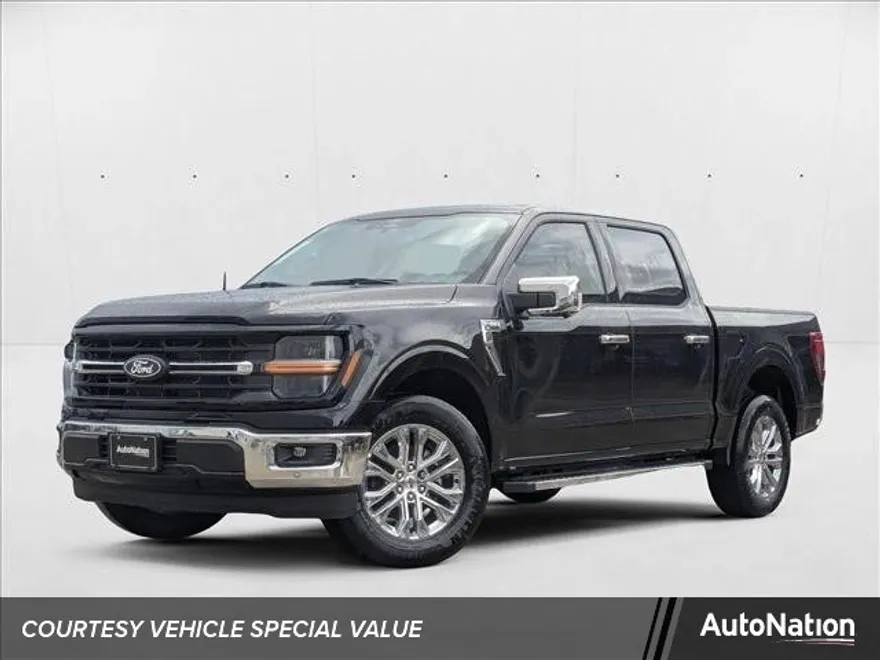 2025 Ford F-150 XLT photo 1