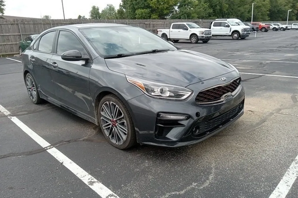 2021 Kia Forte GT photo 1