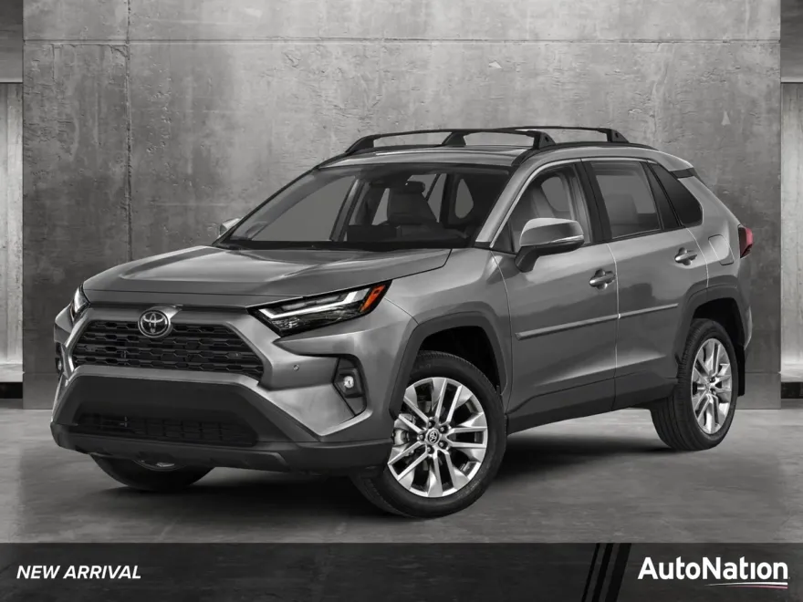 2024 Toyota RAV4 XLE photo 1