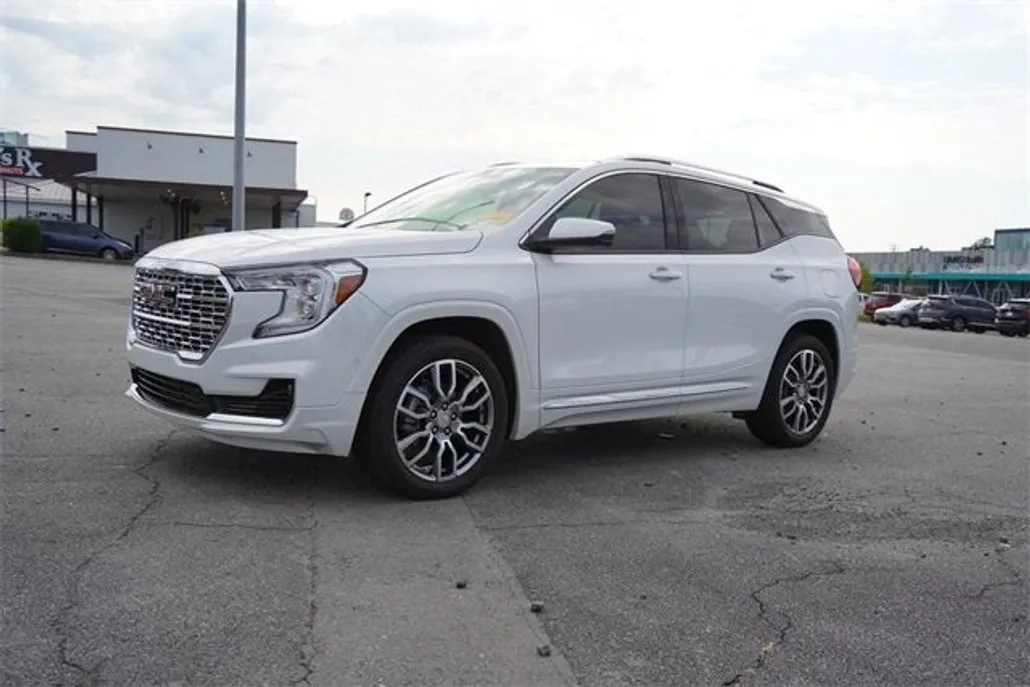2024 Gmc Terrain Denali photo 1