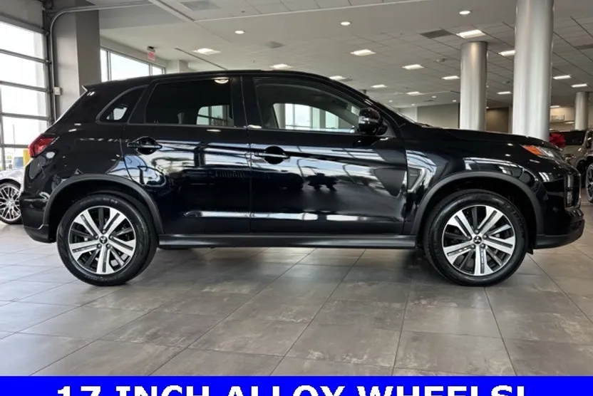 2022 Mitsubishi Outlander Sport SE photo 1