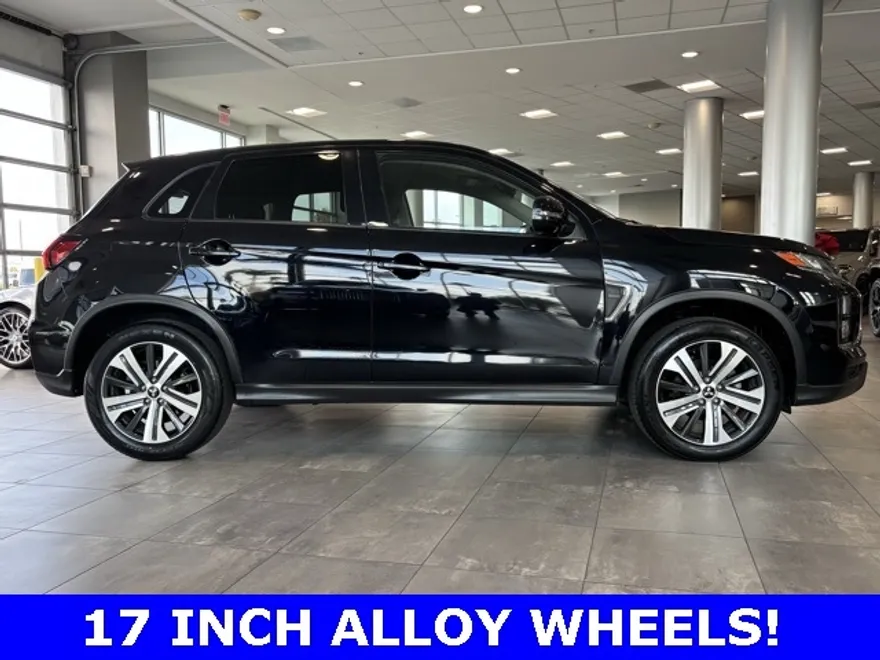 2022 Mitsubishi Outlander Sport SE photo 1