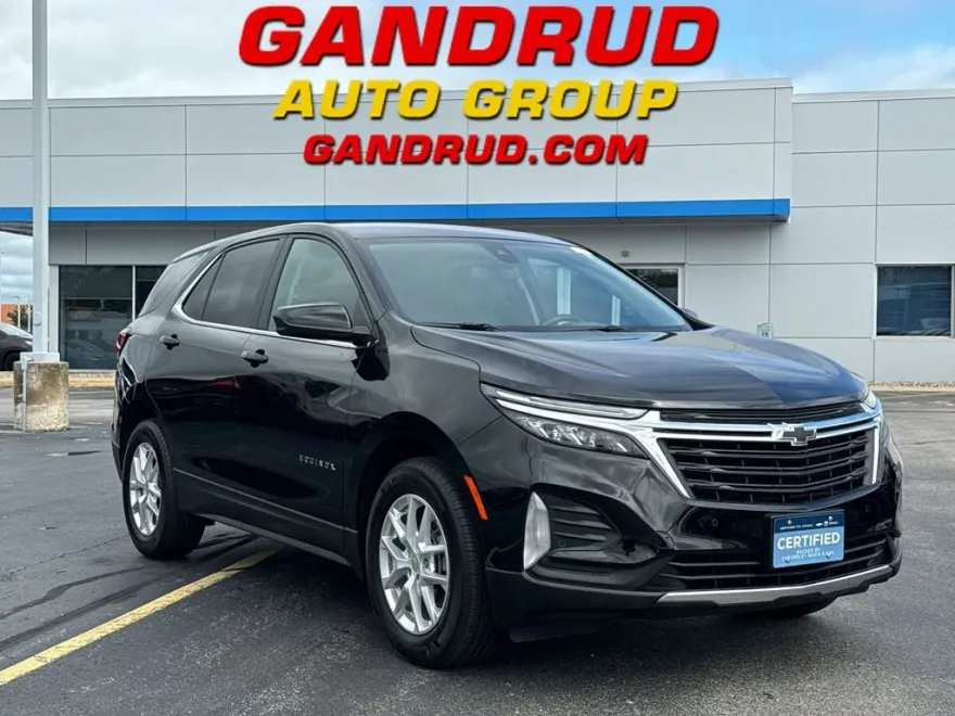 2022 Chevrolet Equinox LT photo 1