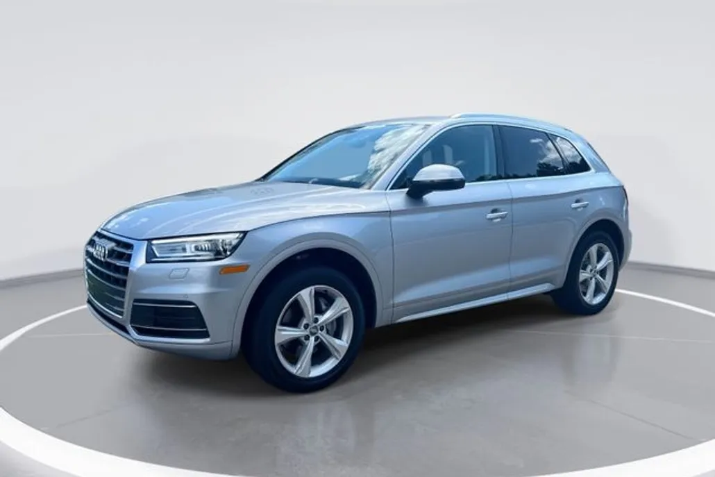 2020 Audi Q5 45 Premium photo 1