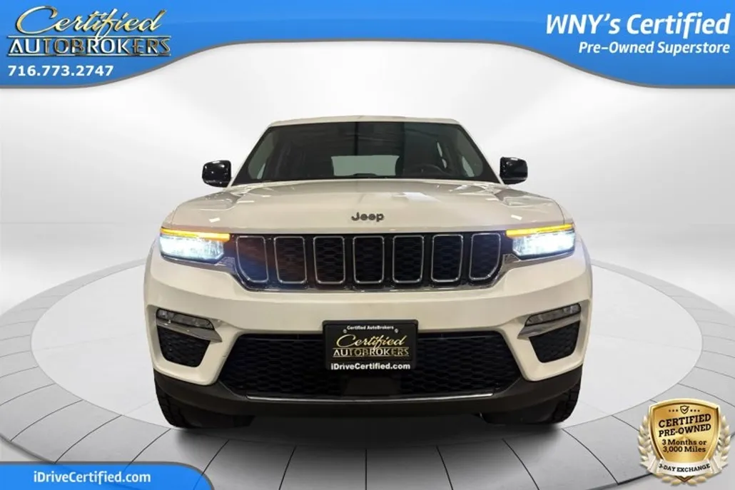 2023 Jeep Grand Cherokee Limited photo 1