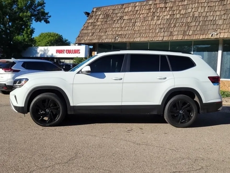 2022 Volkswagen Atlas V6 SE Technology photo 1
