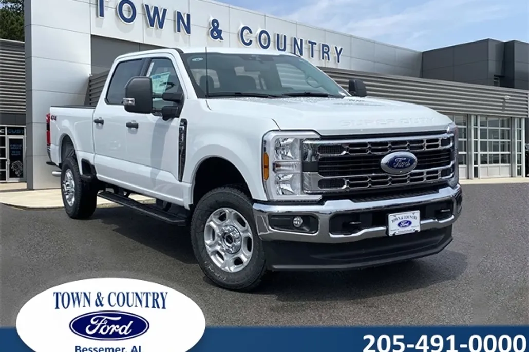 2025 Ford F-350 photo 1
