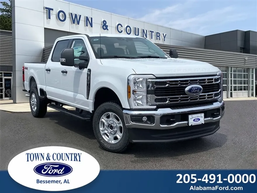 2025 Ford F-350 photo 1