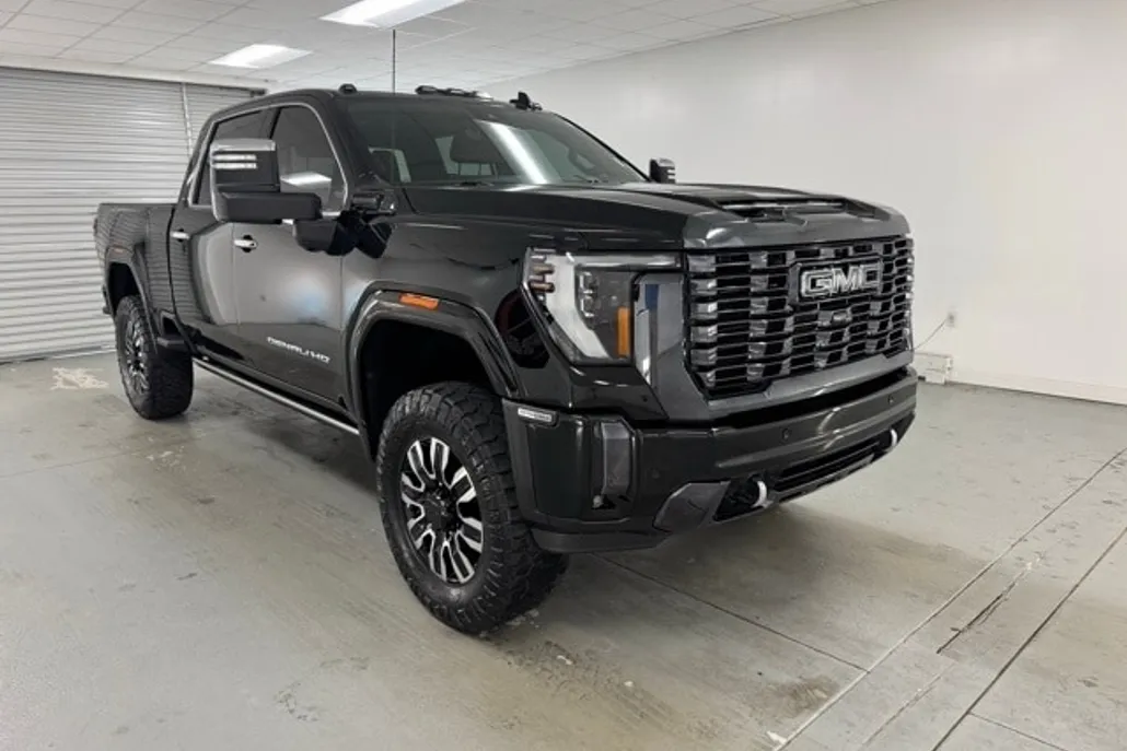 2024 Gmc Sierra HD Denali Ultimate photo 1