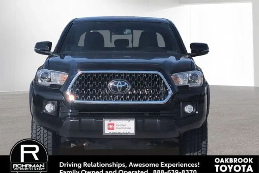 2018 Toyota Tacoma TRD Off-Road V6 photo 1