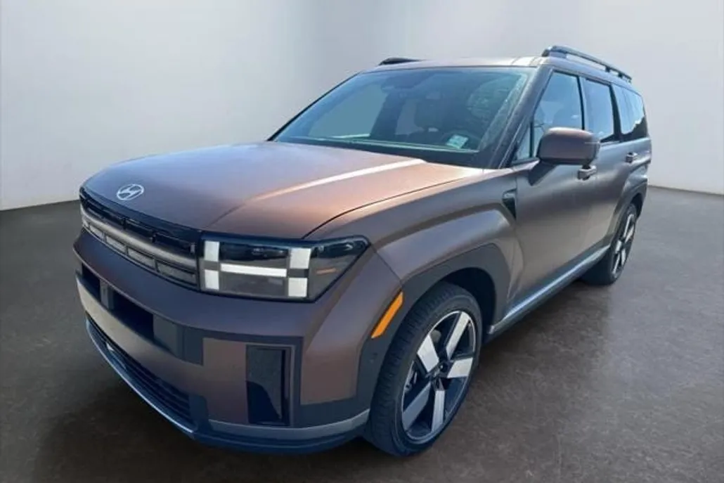 2025 Hyundai Santa Fe Limited photo 1