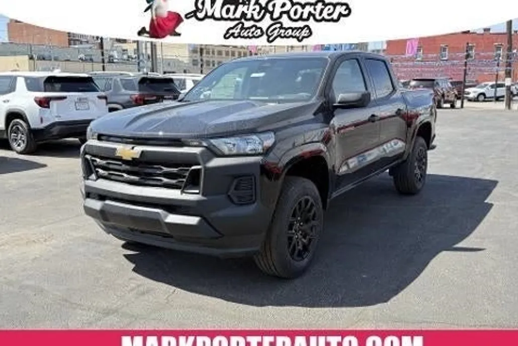 2025 Chevrolet Colorado LT photo 1
