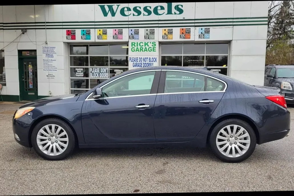 2013 Buick Regal Turbo Premium photo 1