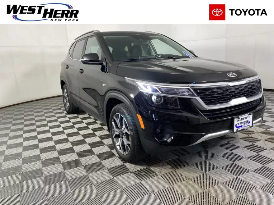 2021 Kia Seltos EX photo 1