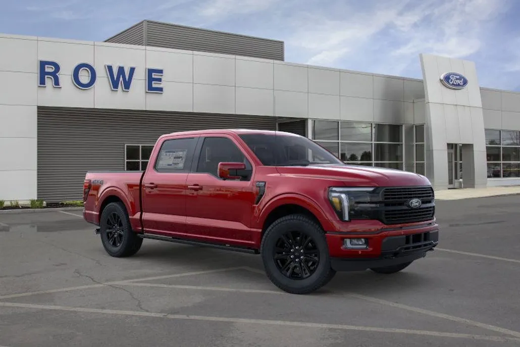 2025 Ford F-150 Platinum photo 1