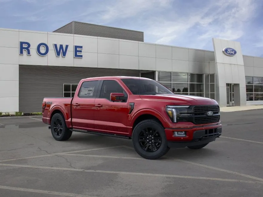 2025 Ford F-150 Platinum photo 1