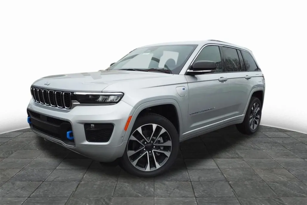 2024 Jeep Cherokee Overland 4xe photo 1
