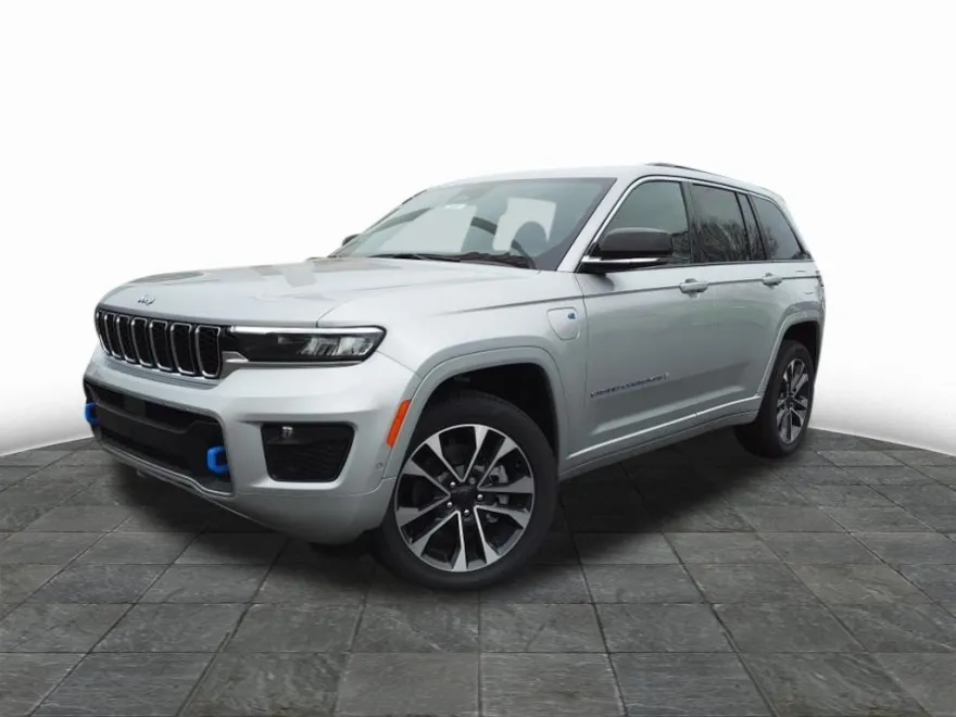 2024 Jeep Cherokee Overland 4xe photo 1