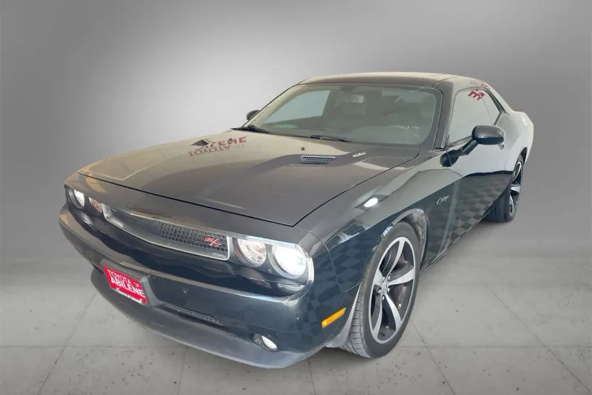 2013 Dodge Challenger R/T Classic photo 1