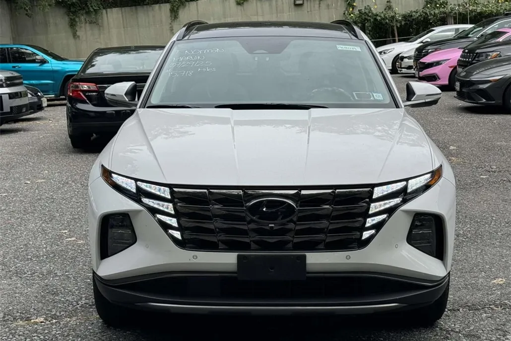 2023 Hyundai Tucson Limited photo 1