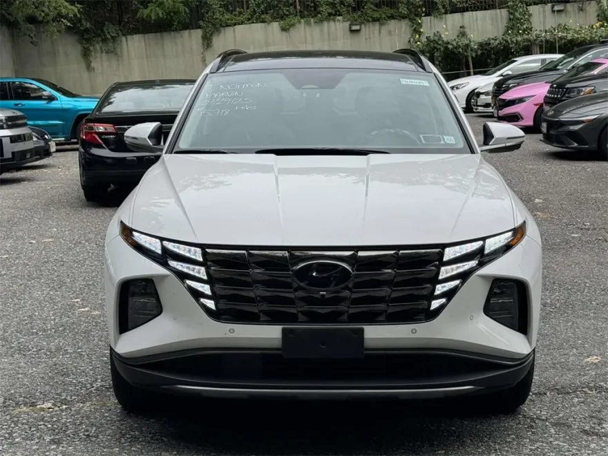 2023 Hyundai Tucson Limited photo 1