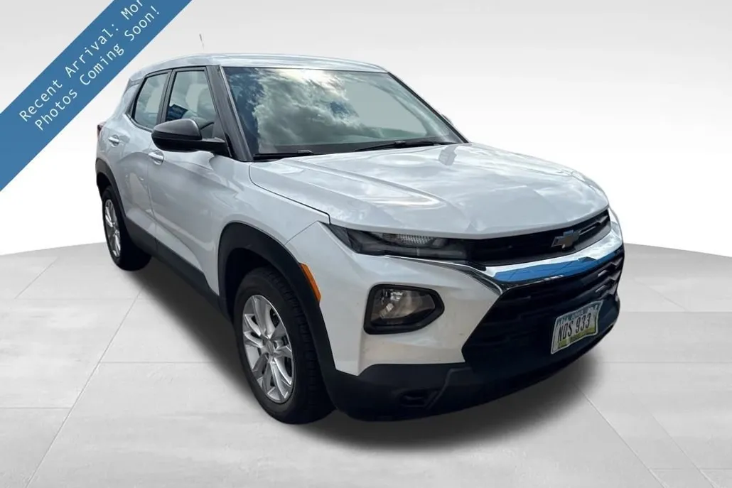 2022 Chevrolet Trailblazer LS photo 1