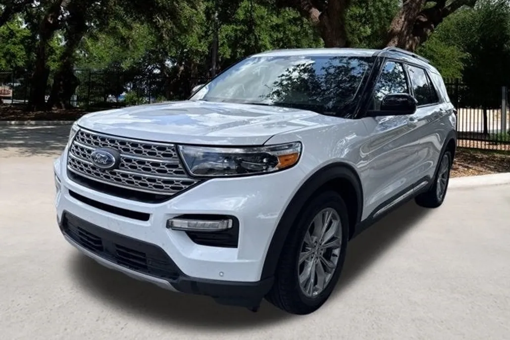 2024 Ford Explorer Limited photo 1